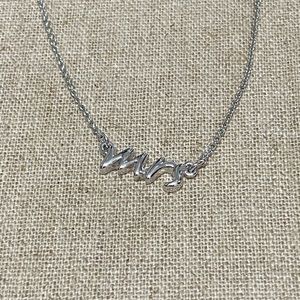 Kate Spade Mrs necklace - silver